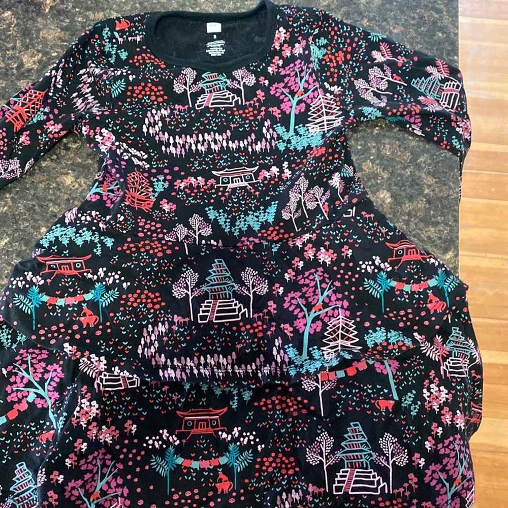 Tea Collection pagoda dress: size 3T